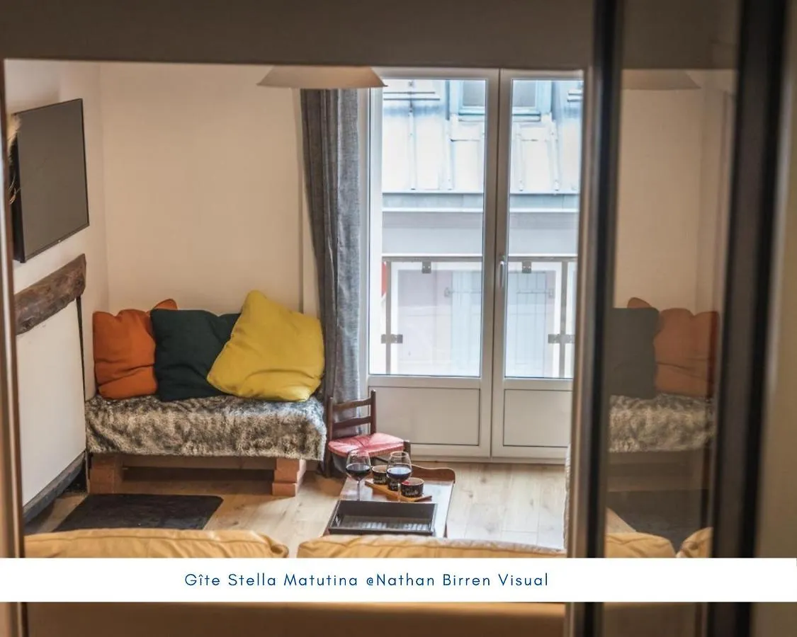 הוילה בארג'ס Grand Gite - Stella Matutina